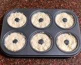 A picture of step 4 of Steamed dahi wadas.