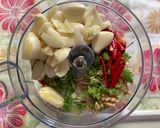รูปขั้นตอนการทำที่ 3 ของ ข้าวหมูทอดกระเทียมเรือโป๊ะ
