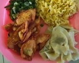 Foto langkah ke 6 dari resep Bakso Ojek Komplit.