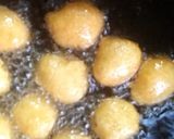 A picture of step 6 of #Cheesy starter snack#5 ingredients.