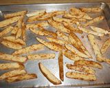 Foto del paso 2 de la receta: PAPAS HORNEADAS CON YERBAS FRESCAS. JON STYLE