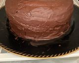 Foto del paso 7 de la receta: Tarta rellena de crema de almendras y cobertura de chocolates