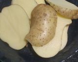 Foto del paso 1 de la receta: Papas al horno con queso mozzarella