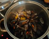 Foto del paso 1 de la receta: Empanada de mejillones