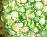 Foto langkah ke 4 dari resep Sayur oyong telur.