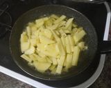 Foto del paso 4 de la receta: Tortilla de espinacas patatas cebolla y ajo