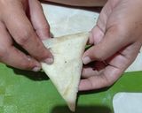 Foto langkah ke 3 dari resep Samosa Isi Sayur.