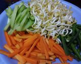 Foto langkah ke 1 dari resep Urap Sayur.