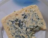 Foto del paso 1 de la receta: Queso azul con mini pan pita para momentos especiales