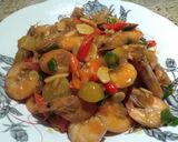 Foto langkah ke 4 dari resep Udang Asam Manis Pedas.