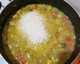 Foto del paso 2 de la receta: Arroz con mariscos.