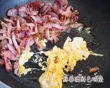 『臘味蒜香炒飯』美味的一鍋到底清冰箱料理的食譜步驟3照片