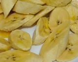 Foto langkah ke 1 dari resep Pisang Goreng Tepung Bumbu Instan.