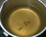 Foto langkah ke 2 dari resep Sup Miso Tahu & Jamur ala Jepang.