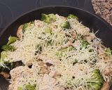 Foto del paso 4 de la receta: Salteado de pavo, brócoli y champiñones