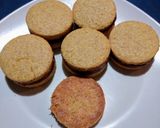 Foto del paso 10 de la receta: Alfajores de avena, rellenos con dulce de leche. Sin balanza