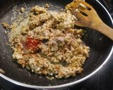 उड़द दाल की कचौड़ी (urad dal ki kachodi recipe in Hindi) रेसिपी चरण 3 फोटो