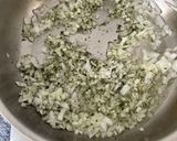 Foto del paso 7 de la receta: Albóndigas de merluza en salsa verde