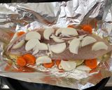 Foto del paso 3 de la receta: Lenguado con verduras en papillote