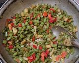 A picture of step 3 of Gawar aur aloo ki sabji.