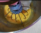 A picture of step 3 of Mango whippping cream.