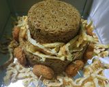 Foto langkah ke 3 dari resep Indomie Cake.