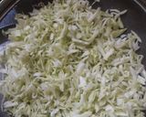 A picture of step 1 of Gobi Ke Pakode.