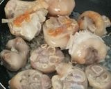 Foto del paso 2 de la receta: Zaragosas con paticas de cerdo