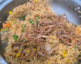 Gambar langkah 5 resipi Nasi Goreng Ikan Bilis.