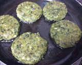 A picture of step 5 of Hara Bhara veg kabab (tuver, peas & spinach).