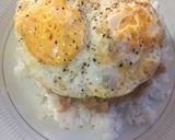 Foto del paso 2 de la receta: Arroz blanco con huevo estrellado 🍳
