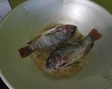 Foto langkah ke 3 dari resep Ikan nila bumbu acar.
