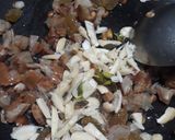 A picture of step 3 of Sheer Khurma.
