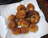 Foto del paso 5 de la receta: Croquetas tipo pizza (pollo, jamón serrano y queso)