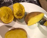 A picture of step 4 of Spicy Chorizo Twice Baked Potatoes.