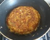 Foto del paso 4 de la receta: Tortilla de zapallo, cebolla y ají