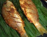 Foto langkah ke 3 dari resep Ikan Ekor Kuning Bakar Teflon.