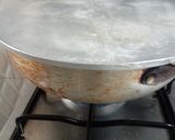 Foto langkah ke 5 dari resep No Oven Lime Cake (Bolu Panci Rasa Jeruk Nipis).