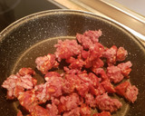 Foto del paso 2 de la receta: Berenjenas rellenas de carne y chorizo