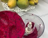 Foto langkah ke 1 dari resep Dragon fruit chia pudding.