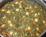 A picture of step 6 of Spinach with Chickpeas.