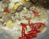 Foto langkah ke 5 dari resep Mie basah goreng.