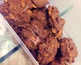 Foto langkah ke 5 dari resep Choco Cereal Cookies(Nyoklaaaaat lumer di mulut).