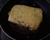 Foto langkah ke 4 dari resep Martabak Telor Ayam.