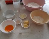 Foto langkah ke 1 dari resep Roti buns simple.
