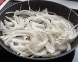 Foto del paso 1 de la receta: Escalopines de solomillo al ajillo con verduras a la soja