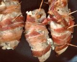 Foto del paso 3 de la receta: Pechugas rellenas de Philadelphia con tocino
