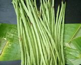 Hình bước làm 1 của món Đậu Đũa Xào Nấm Chay