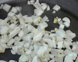 Foto del paso 1 de la receta: Arroz con alcachofas setas y pollo