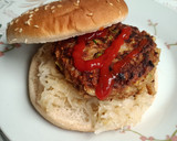 Foto del paso 5 de la receta: Hamburguesas de avena, proteína de guisante y calabacín